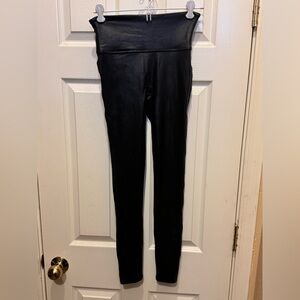 Spanx Faux Leather leggings Size Small